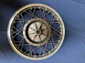 Akront Me1620 Ducati 750 Gt Rear Hub And Wheel Rim . 18 Inch X 2.15 40 Spoke