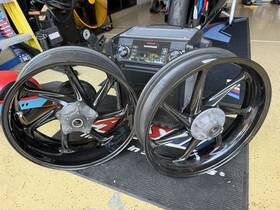 36317108158 Bmw S1000rr K67 Oem Carbon Wheels