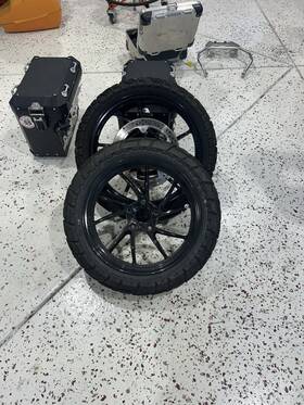 36318556328 Bmw R1250 Gs Front Wheel