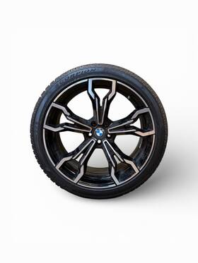 4139900 Bmw 22 Inch Oem Wheels With New Pirelli Scorpion Winter Tires 5x112 275/35r22
