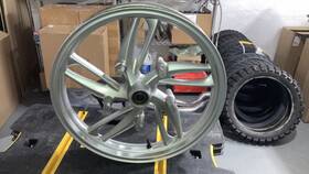 7659544 Bmw 2005-2007 R1200gs/gsa Front Wheel