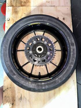 F72565600nl Bmw 09-14 S1000rr Marchesini Rear Rim With Tire