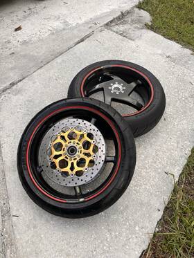 Bst 7004-9001 Blackstone Tek Diamond Carbon Fiber Wheels For Ducati 748/916/996/998