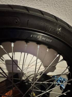 J17x1.60 Cst Surron X 17 Inch Rim Front With Supermoto Tire