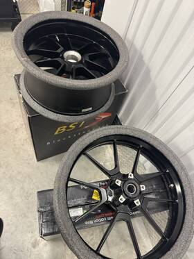1234557890 Ducati Diavel 1260 S Factory Rims Wheels Set Oem Year 2023