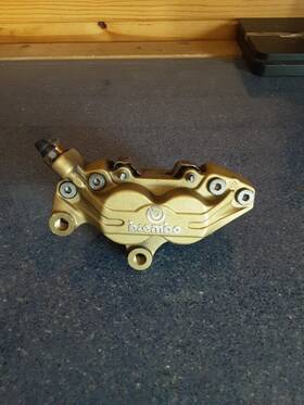20.6713.00 Ducati 00-01 Monster 750 M750 Front Brake Caliper Oem Brembo