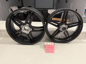 502p2301aa Ducati Superleggera V4 Bst Carbon Wheels- Oem