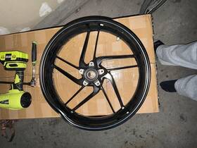 Fm71487nl Ducati 2011 1199 Oem Front Wheel Bent Marchesini