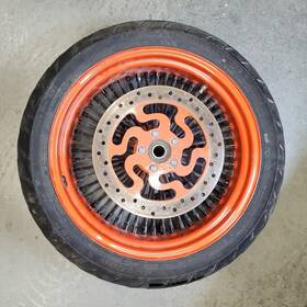 1366495 Dunlop 2012 Harley-davidson Flhx Rear Wheel Spoke Rim And Fat Tire - 180/55 B18