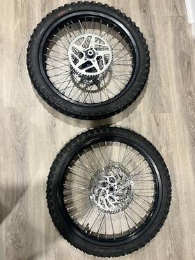 E7046f E Ride Pro 19in Wheels Tires Rotor Sprocket