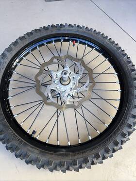 Sex1-fw-21 Excel Stark Varg Complete Front Wheel With Brake Rotor And Axle Sex1-fw-21 Excel Stark Varg Complete Front Wheel With Brake Rotor And Axle