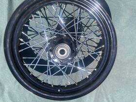 Br539 Grodybilt 2000-06 Harley Softail Front Wheel Black And Chrome Rebuilt Sharp Looking