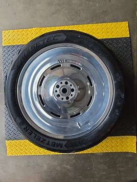 T17x6.00mt Harley-davidson 023594 2008 Softail Custom Rear Wheel Alcoa
