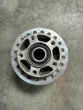 12455514 Harley-davidson Dyna Front Wheel Hub 2008 Thru 2017 Fxdb