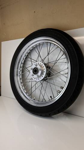 13906 Harley-davidson 2007-2011 Dyna Super Glide Fxdc Front Wheel Rim Tire 100/90-19