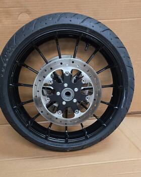 23004500 Harley Davidson Touring 19 Inch Front Turbine Talon Spoke Wheel Tire And Rotors Oem 08-23