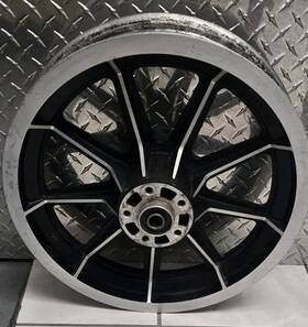 2310500 Harley-davidson Oem Genuine 9-spoke Rear Wheel 16-3.0 Amf