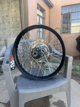 Harley-davidson 256280501260 2013 Fxs Blackline Set Of Wheels Including Sprocket And Bearings