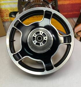 40156 Harley-davidson 00-25 Oem Touring Ultra Street Glide 18x3.5 Airstrike Front Wheel