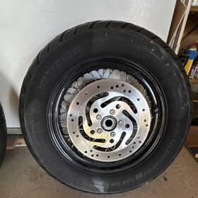 40854-12 Harley-davidson 2017 Softail Slim Front And Rear Wheels With Rotors Metzler Tires