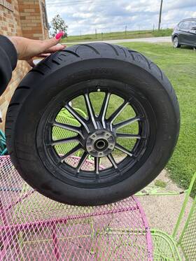 Harley-davidson 40900010 Sportster Mag Wheels/tire Set And Sprocket