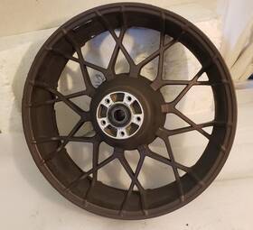 40900821 Harley-davidson Genuine Oem Bronze 18 Inch Rear Wheel 10 Spoke