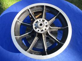 Harley-davidson 41012-82a 82 To 95 Shovelhead Sportster Dyna And Fxr 9 Spoke Rear Wheel - Timken
