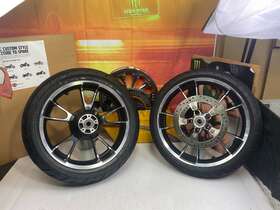 41386 Harley-davidson Oem 09-23 Touring Enforcer Wheels And Tire 19 Inch Front 18 Rear New Style