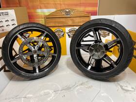 41500158a Harley-davidson 46249 Oem 09-25 Touring 2024 Street Glide Front And Rear Wheels Tires Rotors