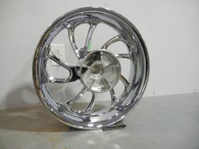 42091-09 Harley-davidson 2009-2023 Touring Blade Rear Wheel 18 Inch X 5 Chrome Used