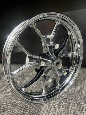 43300964 Harley-davidson Performance Forged Touring 19 Inch Chrome Front Wheel