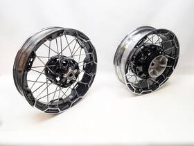 43301061 Harley-davidson 2025 Road Glide Cvo Combo Cast Spoked Wheels 19 Inch Front 18 Rear