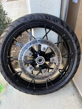 4330673 Harley-davidson 19 Inch Stock Prodigy Wheel With Free Wrapped Front Fender