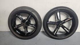 43634-08 Harley-davidson V-rod Vrsca Vrscb Vrscd Vrscse Wheels With Tires 2002-2007 Vrod 200 Rear