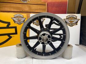44071 Harley-davidson Oem 02-08 Touring Black 9 Spoke Wagon 16x3 Inch Rear Wheel