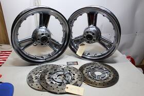 44560-08 Harley-davidson Touring Cvo 16x3 Inch Detonator Wheel And Rotor Set Chrome Alcoa