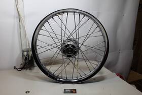 44608-08 Harley-davidson Softail Oem Front Wheel Spoke Chrome 21x2.15 Inch 1 Bearing