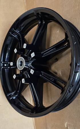 465555 Harley-davidson H-d Oem 00-23 Touring Slicer Impeller 18 Inch X3.5 Front Wheel Black Cvo