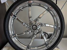 54555555556 Harley-davidson 19 Inch Chome Wheel Agitator