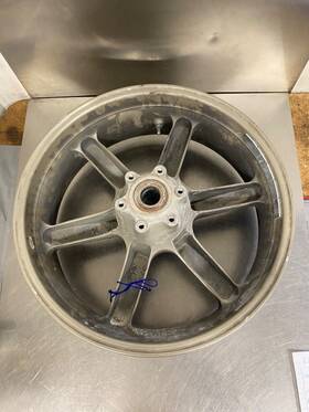 G1309-1akybq Harley-davidson 2008 Buell Ulysses Xb Rear Back Wheel Rim 17 X 5.5