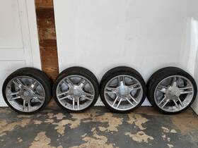 Yl341007dd8000 Harley-davidson 2000 F150 Chrome Wheels Set Of 4
