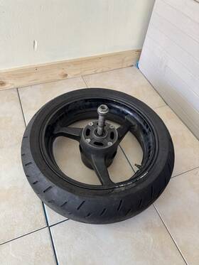 262882 Honda 2003-2004 Cbr600rr Rear Wheel And Tire