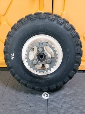 42701-114-000a Honda 42601-114-010a 1970-75 Qa50 Rear Wheel Assembly #42601-114-010a #42701-114-000a
