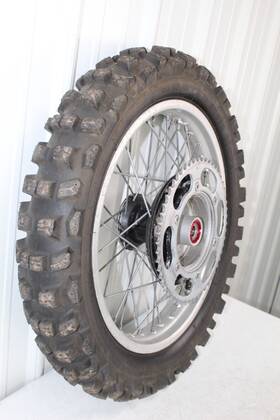 42601-ka4-710 Honda 1983 Cr250r Oem 2.15 X 18 Did Rear Wheel Assembly Cr250 Cr 250 83/2