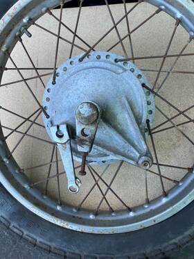 4261-286-020 Honda Cb 350 68-69 Rear Wheel Assy 18 Inch No Tire Ahrma Vintage Pre Owned
