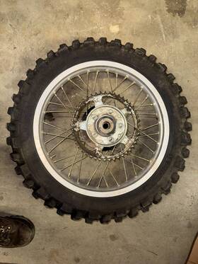42610-kb9-000 Honda 83 84 Xl-200r Oem Rear Wheel