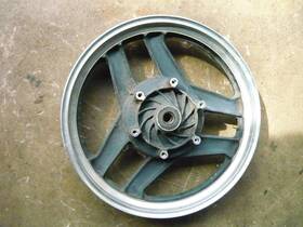 42650-mb2-770 Honda 1985 Vf700 F Interceptor Oem Cast Alloy Mag Rear Wheel