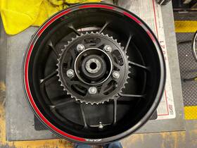 42650-mkn-l20zb Honda Oem 2019 Cbr650r Rear Wheel P/n