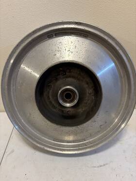 Honda 42650-mn0-305 1987 Magna Vf700c Rear Wheel Set With Cover And Flange