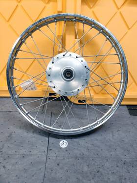 Honda 42701-001-063 1981 Oem C70 Passport Ca S65 Front Wheel Rim Hub Assembly 17x1.2